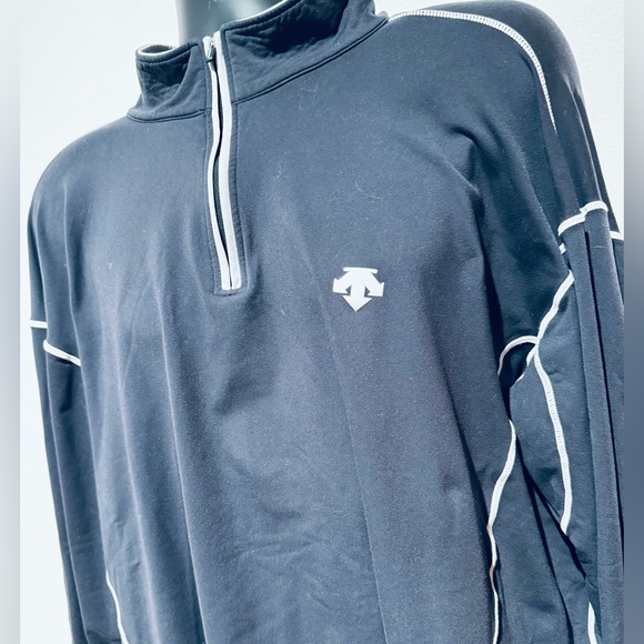 Descente Snow Sports 1/4 Zip Pullover - Picture 2 of 8
